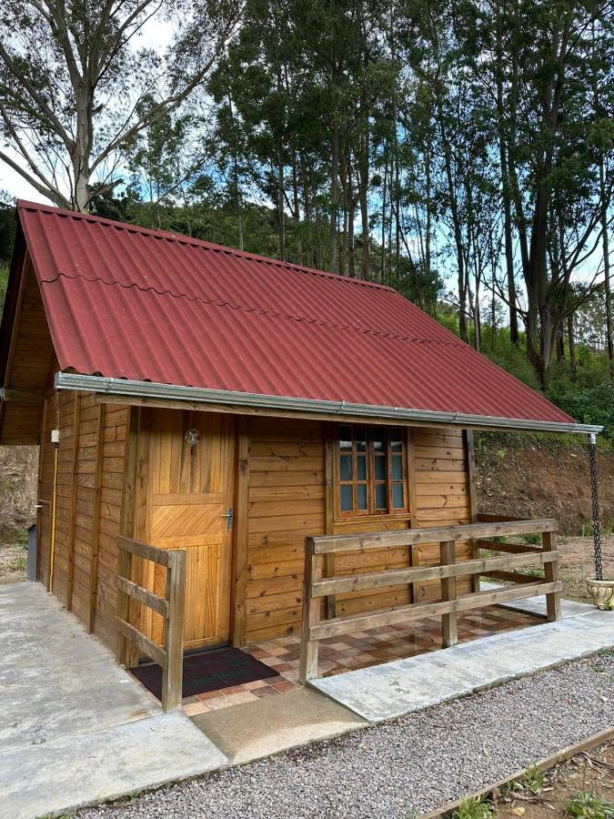 Pousada Pedra Da Mata Chales Na Montanha Munhoz Экстерьер фото